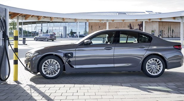bmw 520 e.jpg, 75 KB