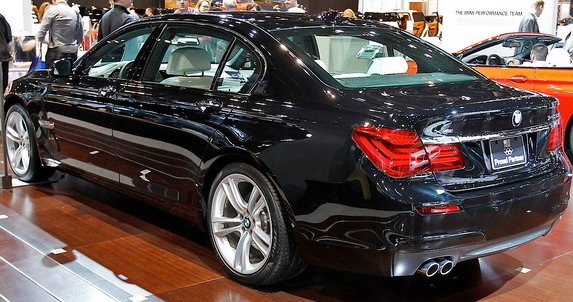 bmw 740ld xdrive 211.jpg, 83 KB