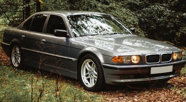 bmw e38.jpg, 95 KB