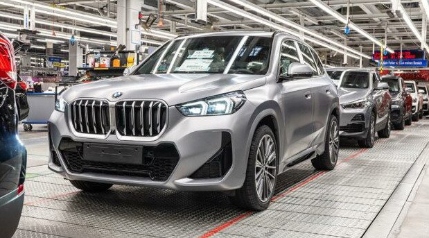 bmw fabrika 1.jpg, 96 KB