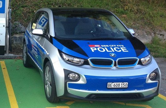 bmw i3 police.jpg, 71 KB