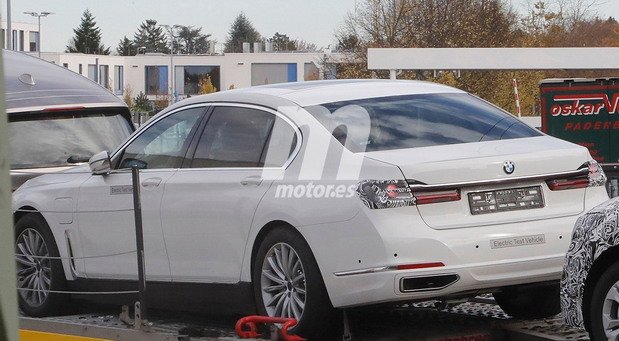 bmw i7 11.jpg, 71 KB