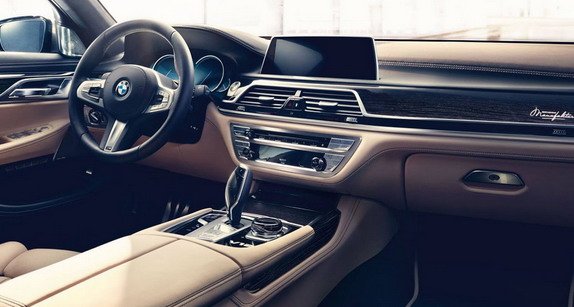 bmw m760 11.jpg, 49 KB