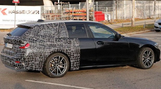 bmw touring.jpg, 98 KB