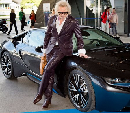 bmw welt 11.jpg, 67 KB