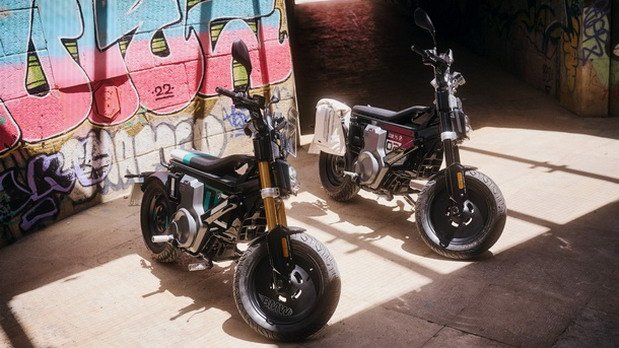 bmw-ce-02-2.jpg, 91 KB