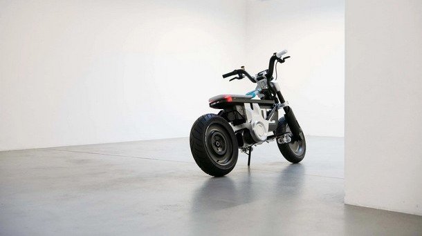 bmw-concept-ce-02-2.jpg, 28 KB