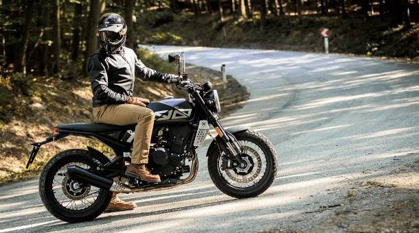 brixton-crossfire-500-2.jpg, 86 KB