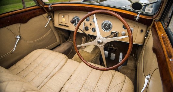 bugatti 57 1111.jpg, 61 KB