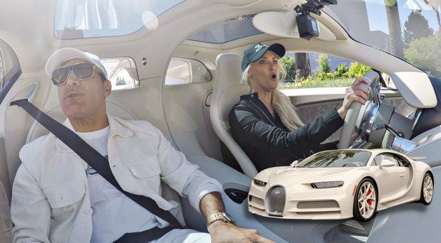 bugatti plavusa.jpg, 66 KB