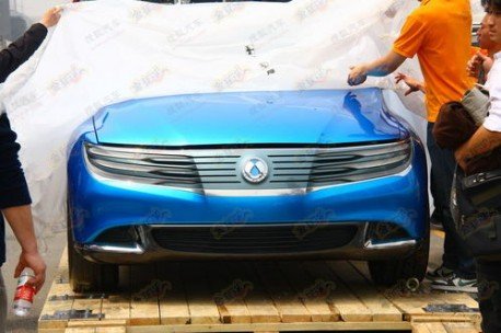 byd daimler denza 11.jpg, 40 KB