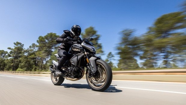 cfmoto-800nk-2.jpg, 62 KB