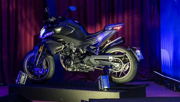 cfmoto-800nk-francuska.jpg, 50 KB