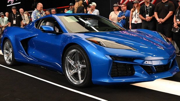 chevrolet corvette e-ray.jpg, 80 KB