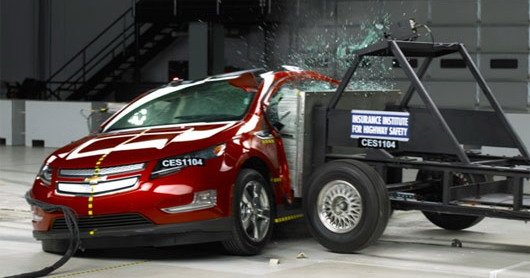 chevrolet volt crash test.jpg, 46 KB
