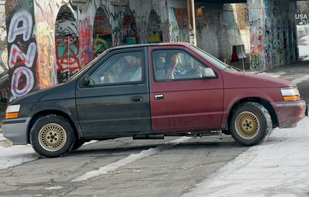 chrysler 2x.jpg, 81 KB
