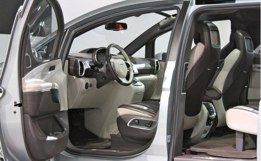 chrysler 700c 2.jpg, 54 KB