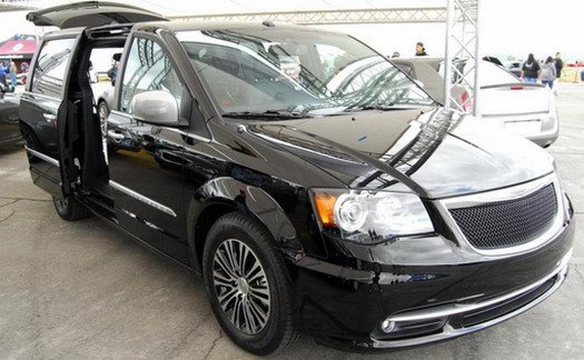 chrysler town country.jpg, 61 KB