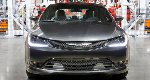 chrysler-200.jpg, 61 KB