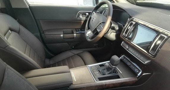 citroen c6 7.jpg, 45 KB