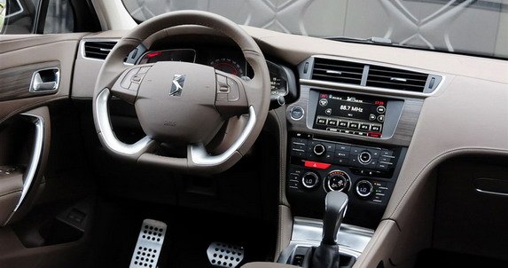 citroen ds 999999.jpg, 49 KB