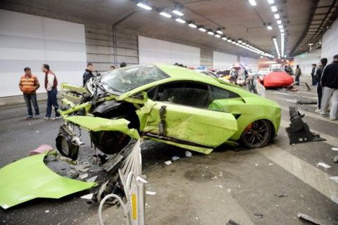 crash 900.jpg, 52 KB