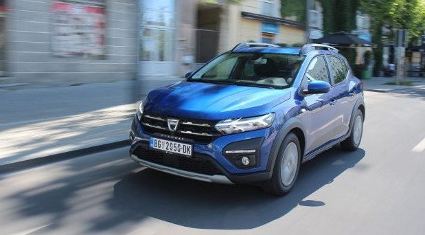 dacia sandero am.jpg, 58 KB