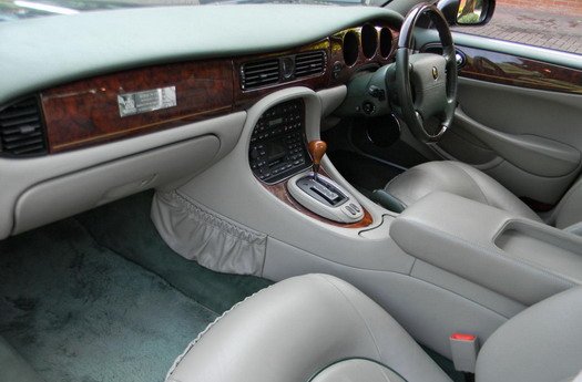 daimler super v8 1.jpg, 46 KB