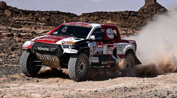 dakar 2799.jpg, 90 KB