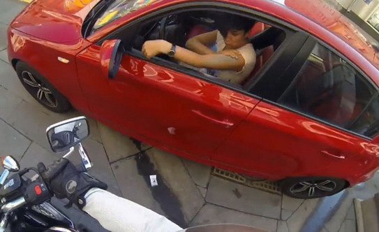 devojka-smece.jpg, 63 KB