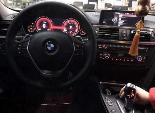 digitalna-tabla-za-bmw-serije-3.jpg, 50 KB