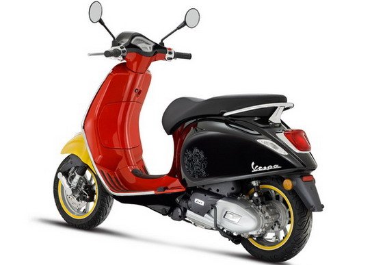 disney-mickey-mouse-edition-by-vespa-3.jpg, 49 KB