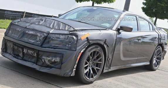 dodge charger srt hellcat.jpg, 60 KB