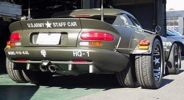 dodge viper 4555.jpg, 66 KB