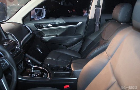 dongfeng ax7 11.jpg, 50 KB