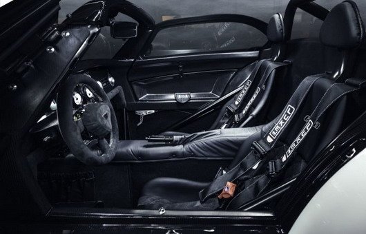 donkervoort 7777.jpg, 50 KB