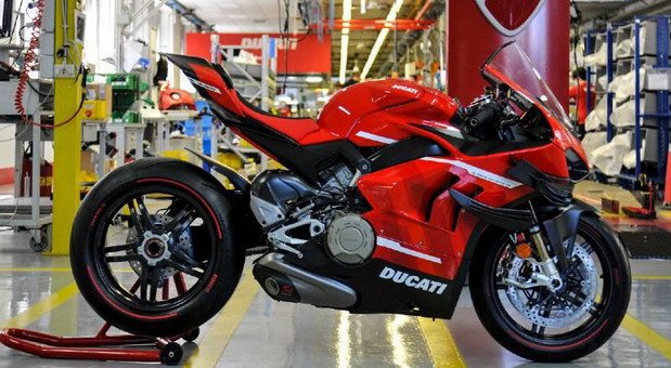 ducati superleggera-v4-1.jpg, 92 KB