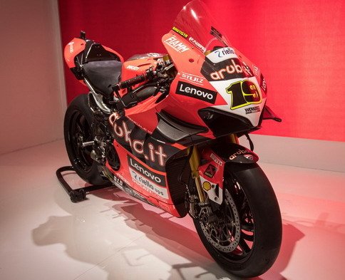 ducati-eicma-2022-6.jpg, 56 KB