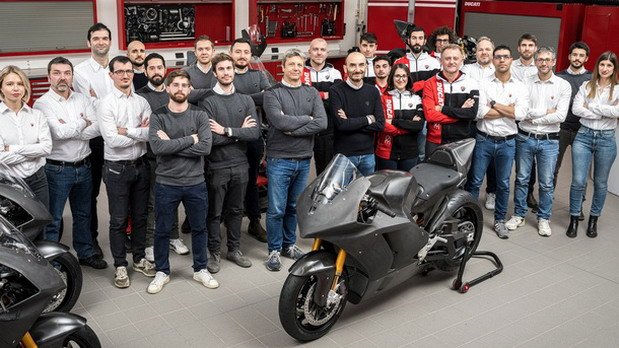 ducati-v21l-motoe-3.jpg, 89 KB