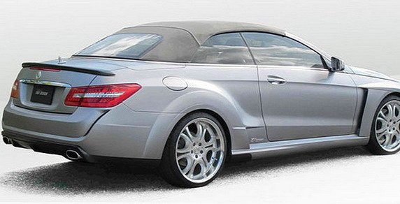 fab mercedes 111.jpg, 45 KB