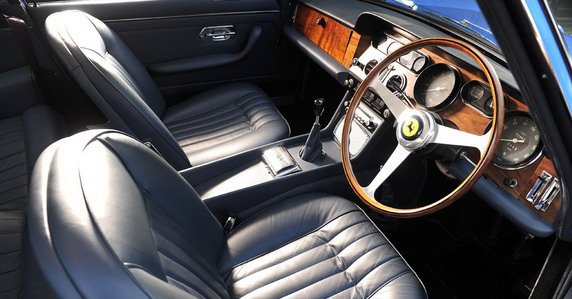 ferrari 330 gt 11.jpg, 69 KB
