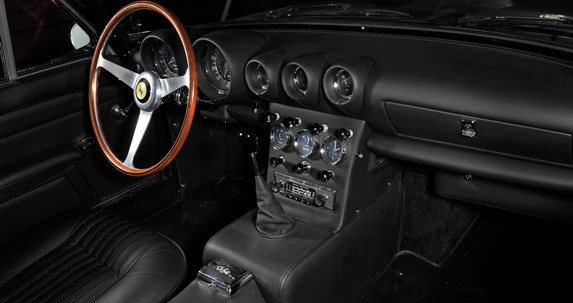 ferrari 400 111.jpg, 45 KB