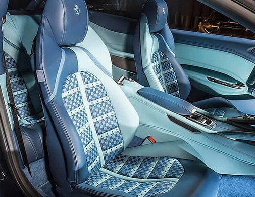 ferrari azzurra 1111.jpg, 85 KB