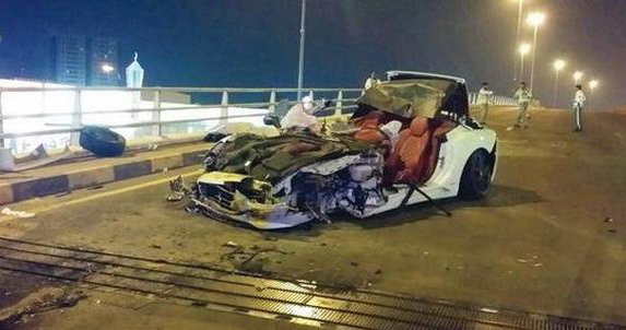 ferrari crash 21.jpg, 52 KB