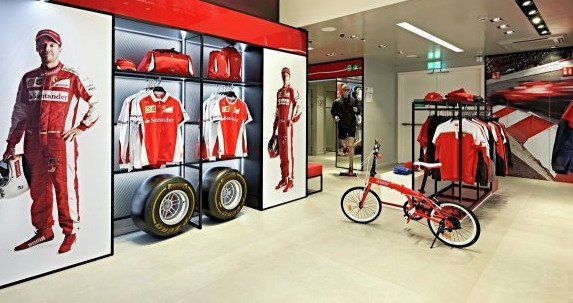 ferrari dizni 11.jpg, 67 KB