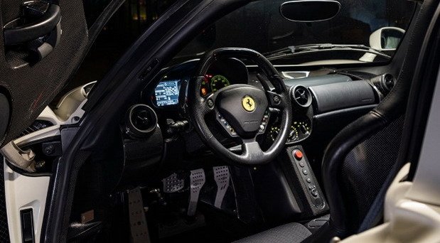 ferrari enzo 4444.jpg, 63 KB