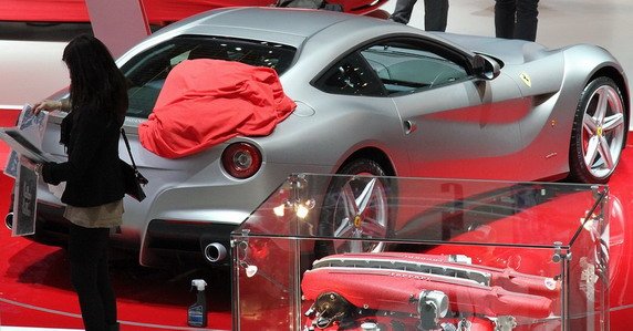 ferrari f12 601.jpg, 64 KB