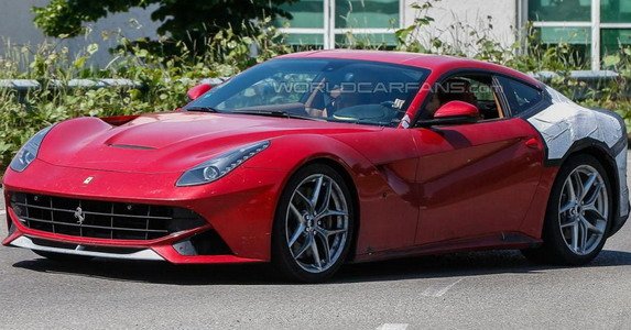 ferrari f12 m.jpg, 69 KB