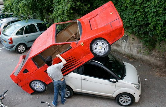 ferrari karton 1.jpg, 76 KB