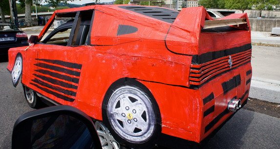 ferrari karton 111.jpg, 74 KB
